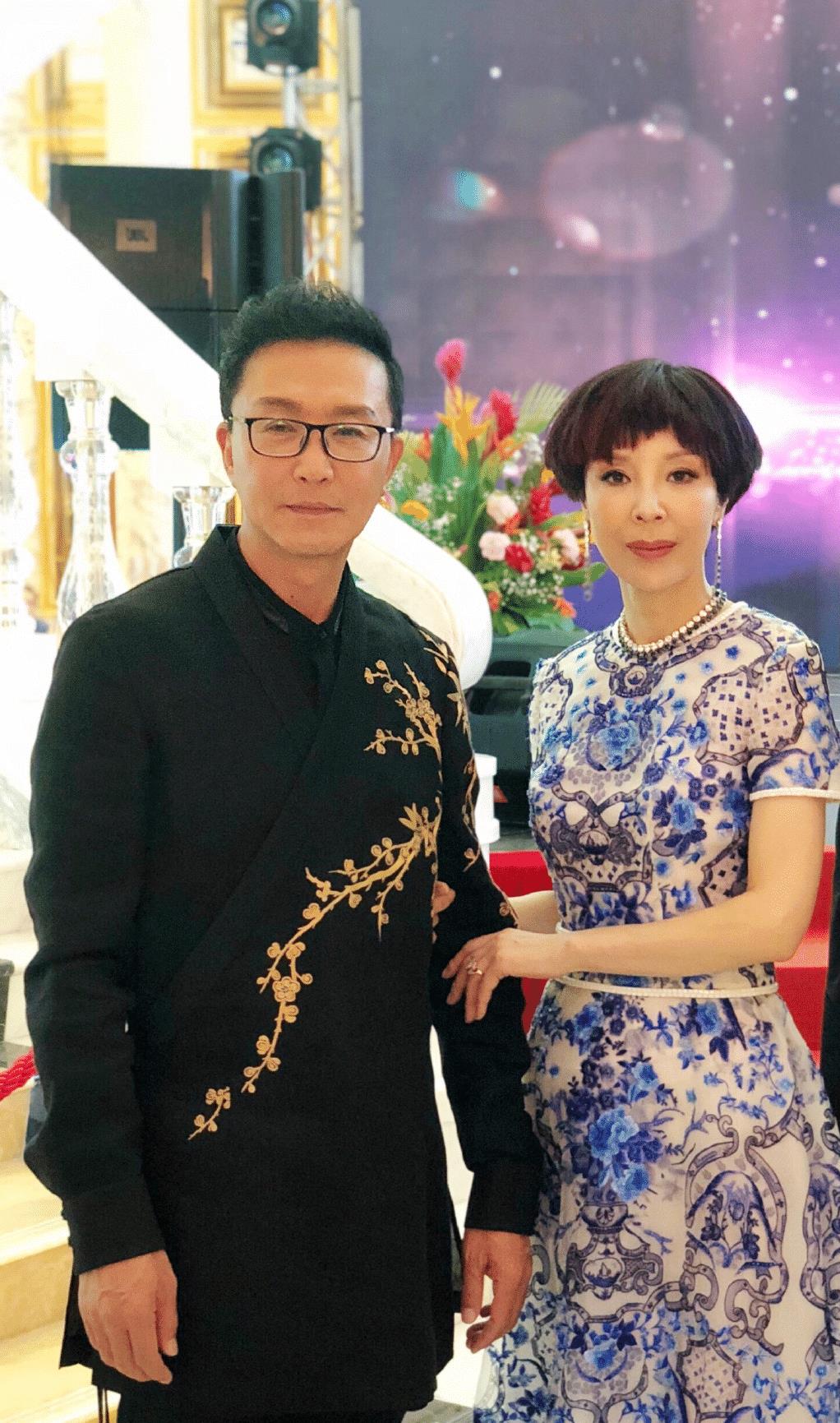 岳秀清|著名演员岳秀清:嫁吴刚30年生一明星儿子,把他宠成小公主