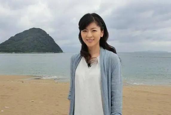 李连杰|她曾多次“表白”李连杰,日本颜值女神早已结婚,为何一直官宣单身?