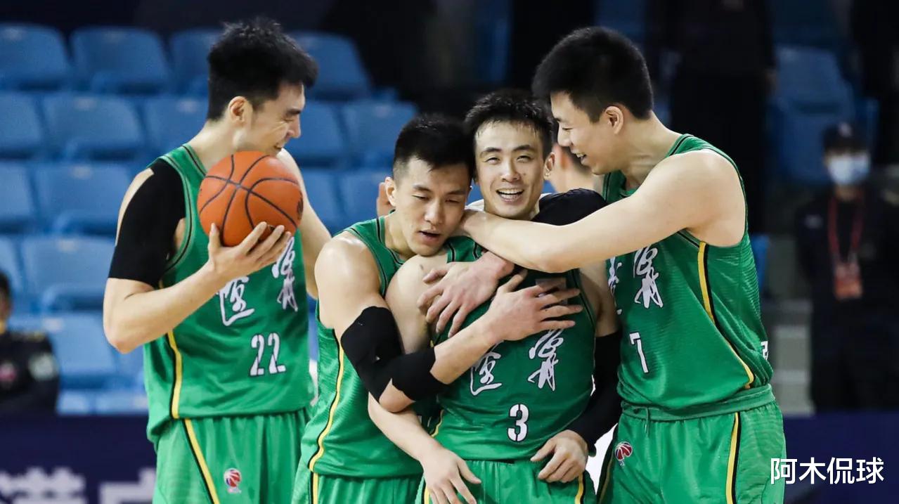 辽宁男篮|自私还是偏见，姚明为什么总是偏帮广东队夺冠忽视辽宁队？辽宁队体制最该背锅