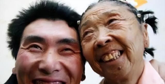 反转!李玉成手握全部家产,夫妻账号成私人,马玉琴儿孙美梦破碎