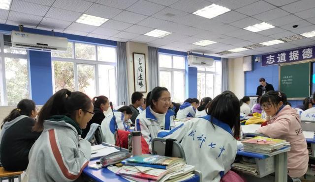 唐山“施暴者”女儿被同学排挤?网友评论虽不好听,但这就是现实