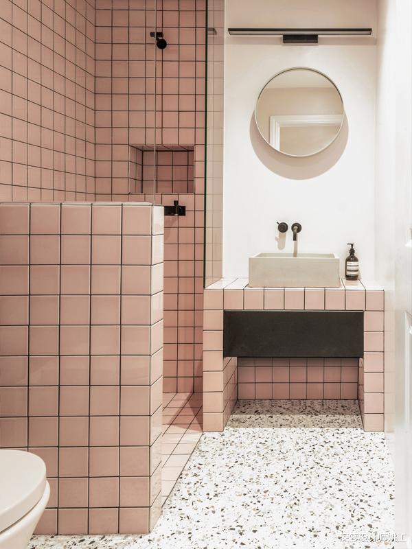 对比2019年,如今砖砌洗手台变美不止亿点点,越简单反倒越耐看