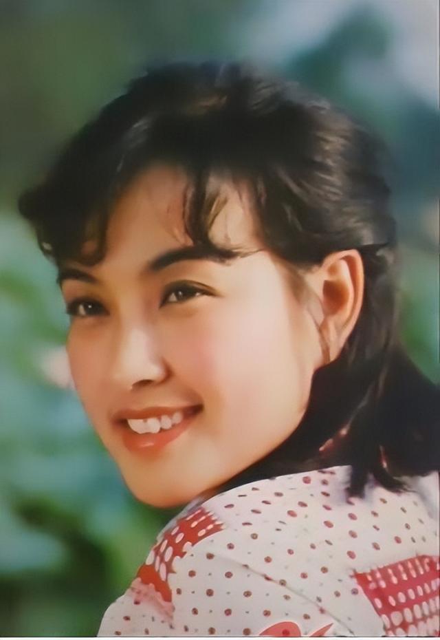 张金玲|火了一个时代的“北影三朵金花”,40年后差距明显,张金玲最苦