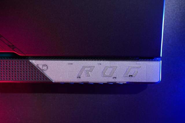 折叠手机|ROG 枪神6 Plus超竞版评测：12代酷睿HX加持 不给台式留活路