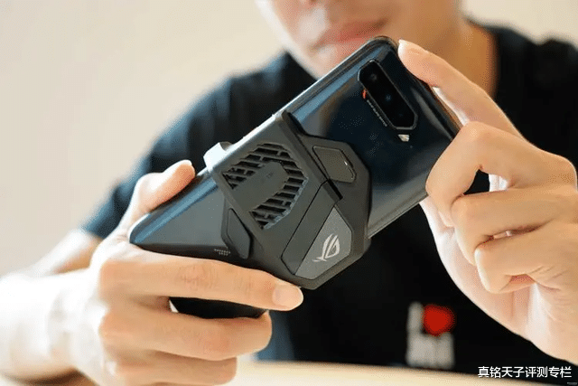 5月20日骁龙8 Gen1 Plus正式发布？这家手机品牌可能要拿下首发