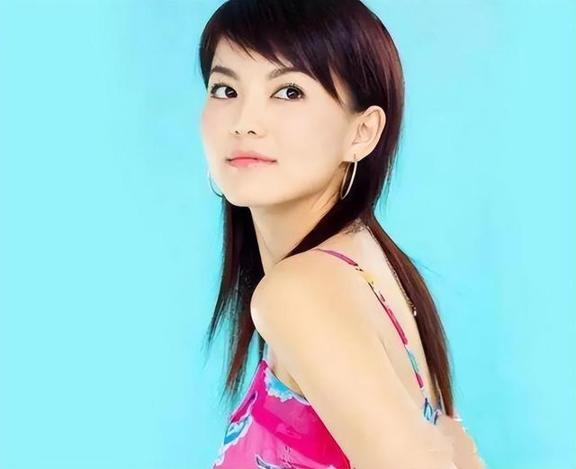 香港|又一年跨年晚会，从太阳女神到人走茶凉，谢娜究竟做错了什么？