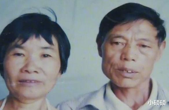 64岁老人拿着扫把打女儿,一个月住院六次,三个女儿不管不顾:无力养老