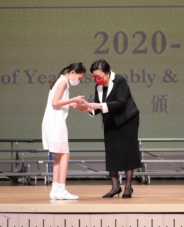 郭可盈|郭可盈林文龙为12岁女儿庆生,豪办户外派对,母女花式比心似姐妹