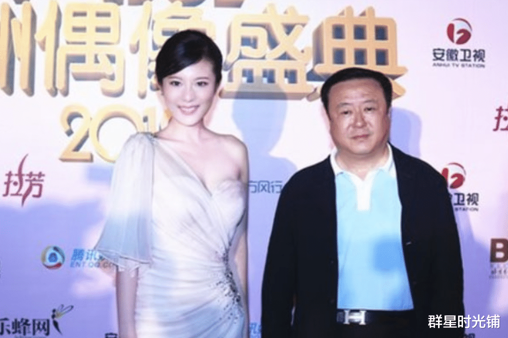 尤小刚|著名导演尤小刚：33岁娶田歌，二婚邬倩倩，如今现女友比他小30岁