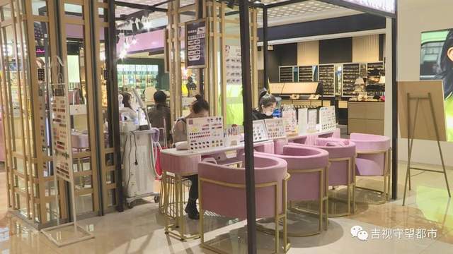 长春重庆路活力城要装修,租期未到商场让撤铺?