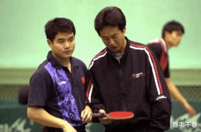 教练|63岁施之皓现状：赴巴新执教，二婚娶弟子李楠，弃用郭跃引起争议