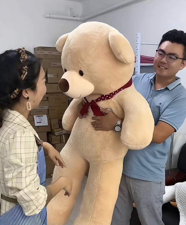 家和万事兴|家和万事兴！田静母亲罕见现身直播间，称姚威田静会到九江生活