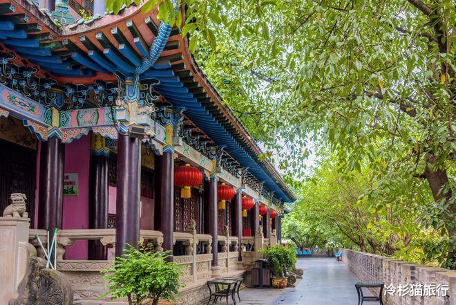 八里沟|9个适合六七月出发的城市，让你感受初夏季节最美的中国！