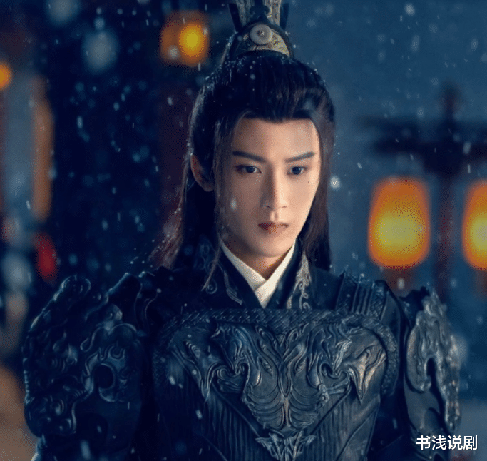 脑溢血|《星汉灿烂》余承恩：出道三年，两个男主，新剧官宣成了光头！