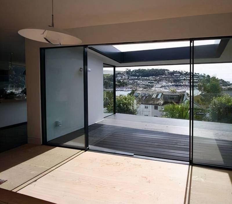 阳台万万不要装推拉门了,越来越多人潮流这样设计,漂亮又实用