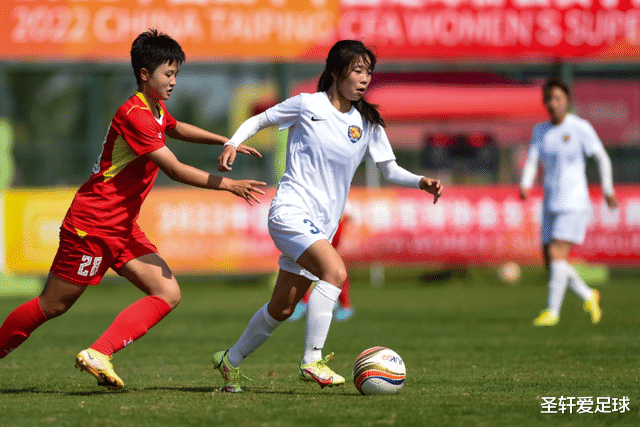 |6-0大胜！夺冠热门狂飙，第88分钟还在进球，4位女足国脚包办5球