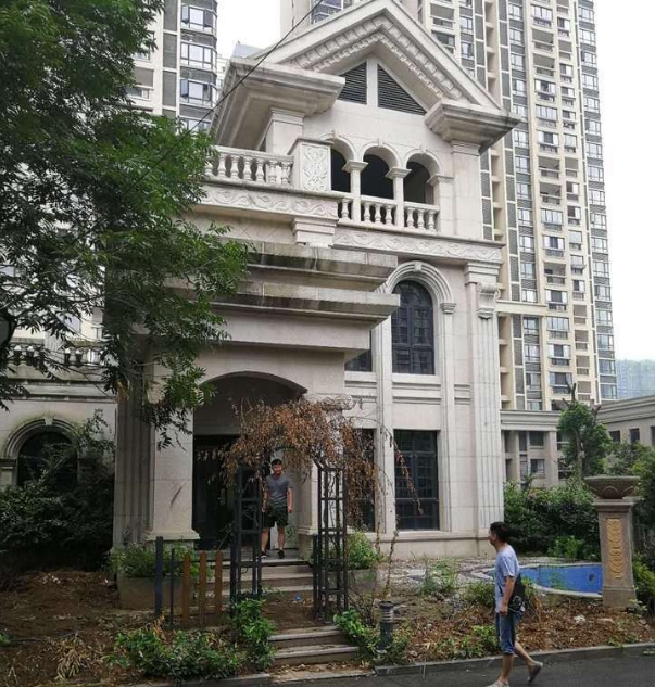 小城市也在主攻豪宅交易