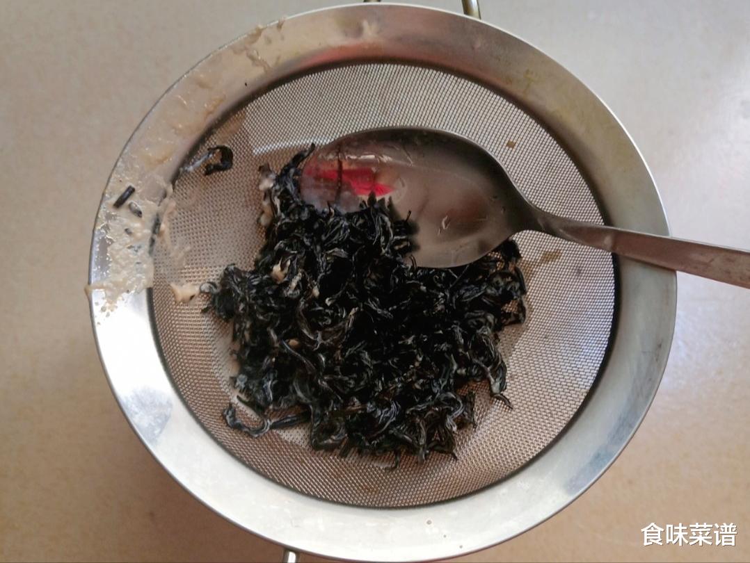 别花冤枉钱买奶茶了，自己煮更好喝，香甜美味无添加，喝完特暖和