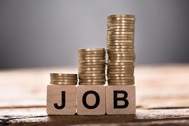 教师|看到新员工工资比自己高很多，愤怒找领导，却不想被领导套路了