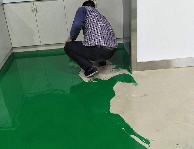 地坪漆和环氧地坪漆不要乱选，弄清各自的3点特性，再看4点区别