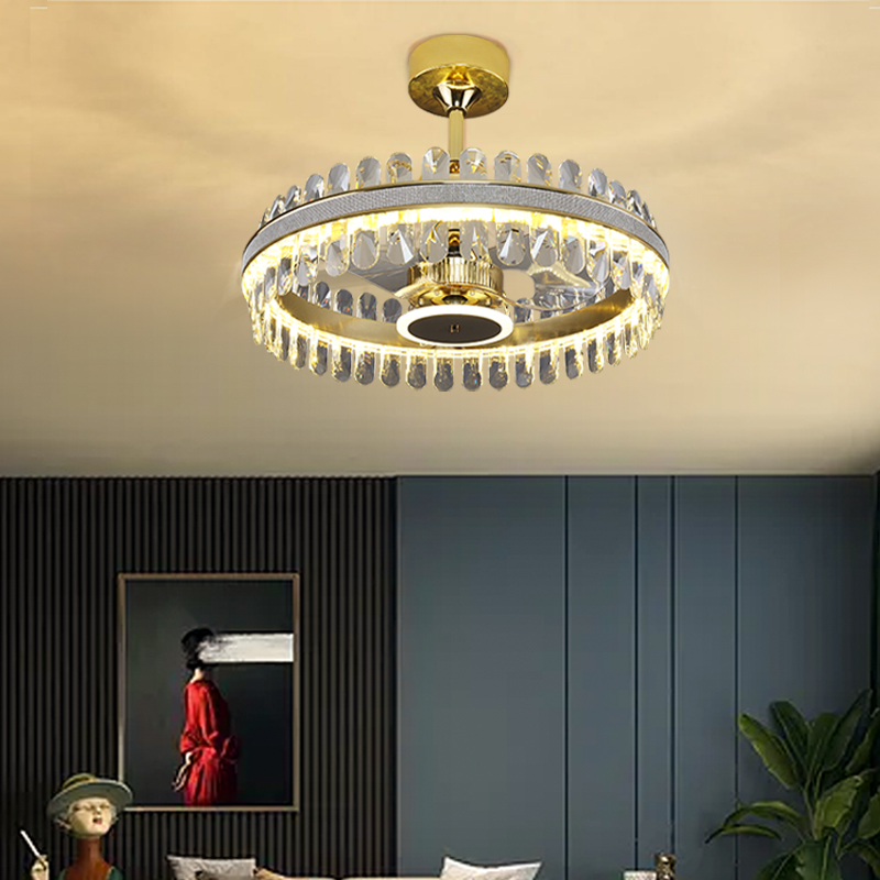 传说中的风扇灯到底好在哪？让我家餐厅高颜值又凉爽，这个夏天美滋滋！