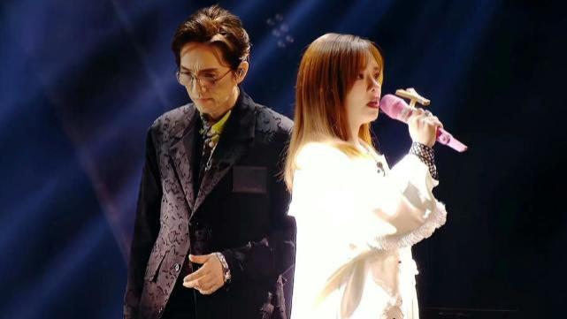 詹雯婷|《我们的歌》詹雯婷出场，讲述“我们的爱”制作过程，言语中依然留恋旧情