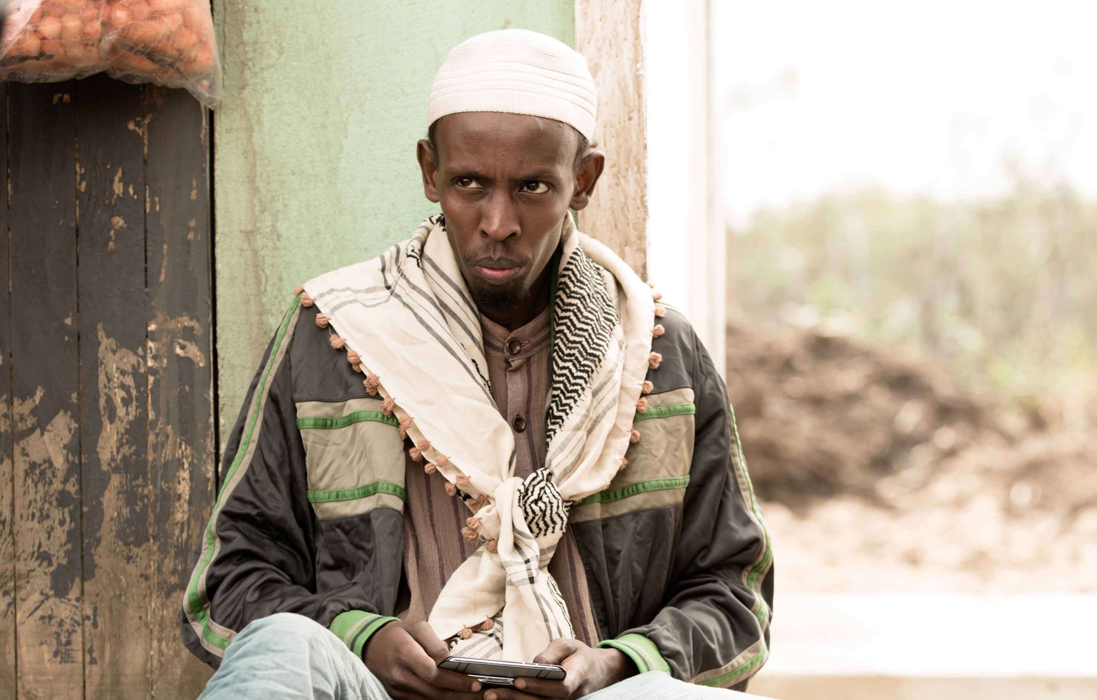 天空之眼|《天空之眼》:“电车难题”的悖论,演员演技精湛,气氛紧张刺激