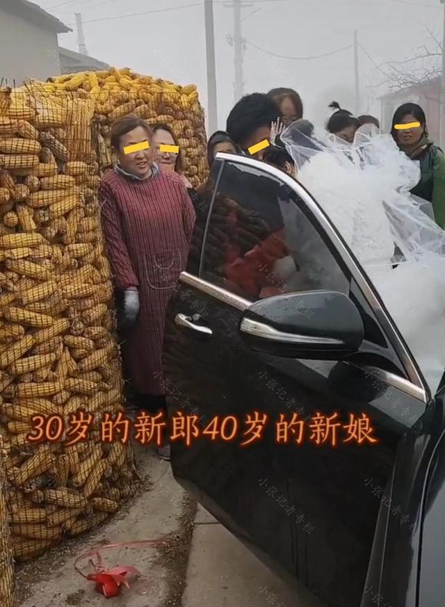 30岁男子花18万彩礼,把40岁二婚女娶回家,父亲:能生娃就行