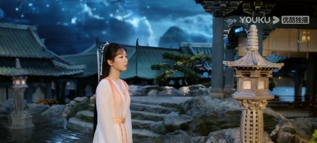 姐姐|沉香如屑：莹灯从哪里得来菡萏根下毒自伤？答案就藏在一个细节里