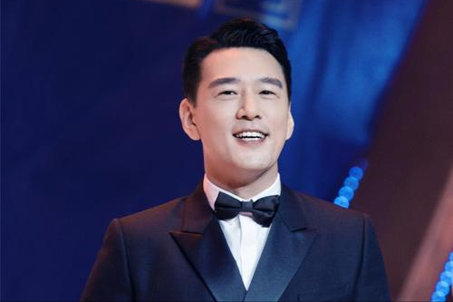 王耀庆|“霸道总裁”王耀庆，为了不搬家顺带结婚，婚后21年从未有绯闻