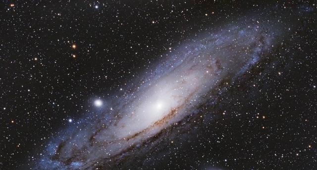 天上的星星离我们究竟有多远?这可能是人类永远无法企及的距离!