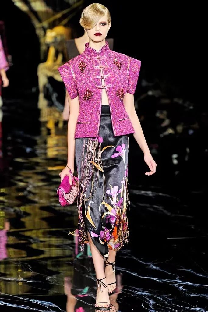 时尚界的新宠!新中式风格终于找到年轻款了,高级感的古典韵味