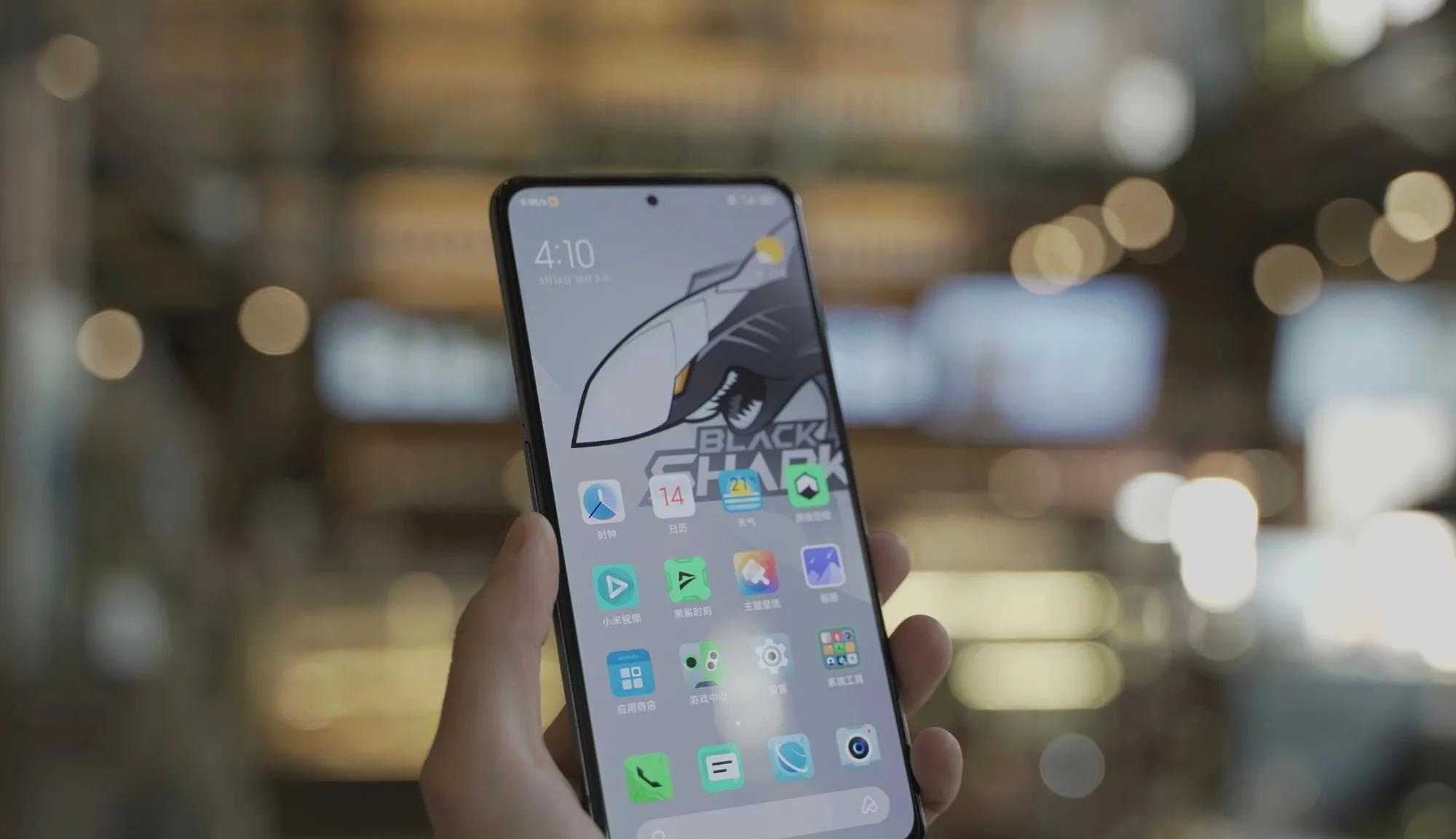 电子商务|买小米还是选真我？原来根据价位也分三六九等，买谁终于不纠结了