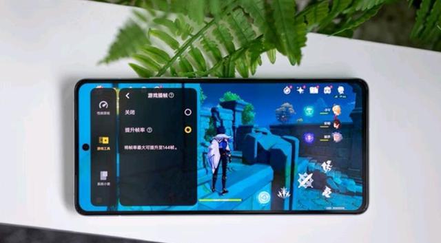 iqoo11|iQOO11首发上手体验:堆料十足的国产满级选手,直面手机新标杆