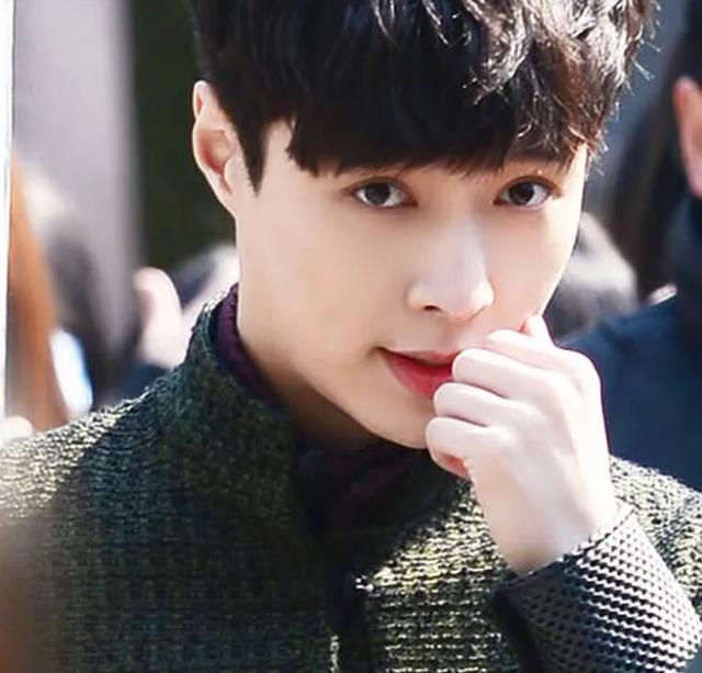 于正|于正:张艺兴至死是少年,王鹤棣新晋顶流,赵露思漂亮,演技一流