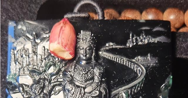 雕刻|邹万通墨翠雕妈祖,巴掌方牌装了整片东南