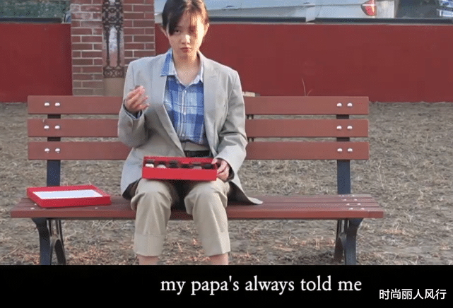 穿衣搭配|黄磊大女儿首次参加竞选！全英文演讲好自信，换电影经典造型封神