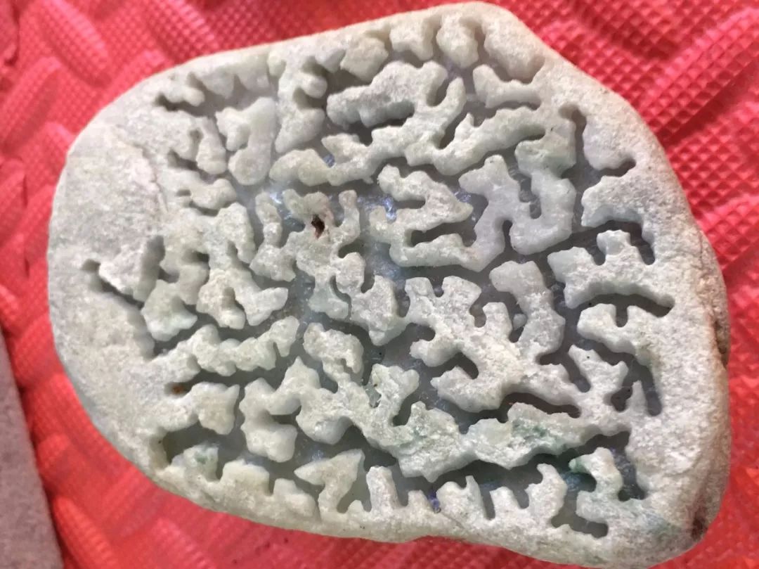 博物馆|翡翠原石毛料怎么挑选?这几点都要注意