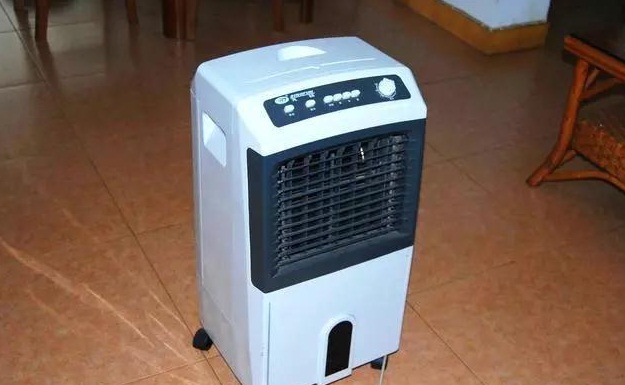 过来人用了三年提醒你:这4种家具买来就是坑,太多人花钱买教训