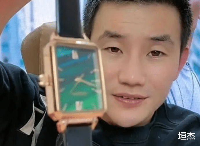 张一山|嘎子谢孟伟:卖表被助理挖坑,屡屡碰瓷张一山,惨遭小网红讽刺