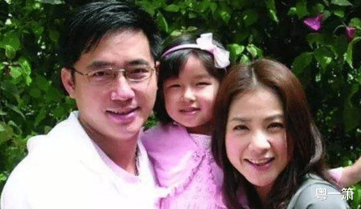 母女情深|黄菲和康枝子母女情深，她们用15年的时间书写一段非亲生的母女情