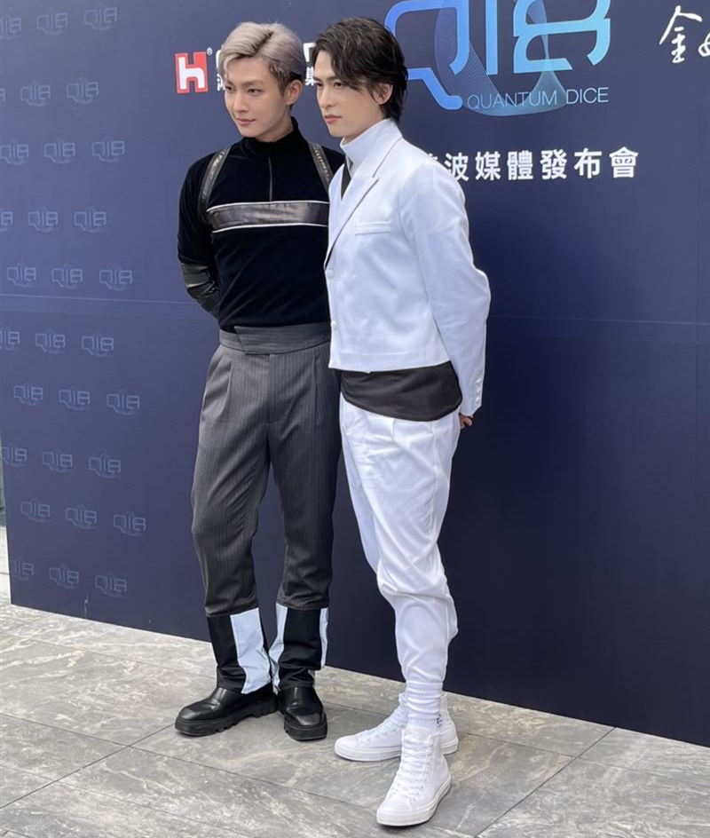 炎亚纶|炎亚纶“早餐风波”后首现身，不受影响为新作宣传，正面回应立场问题