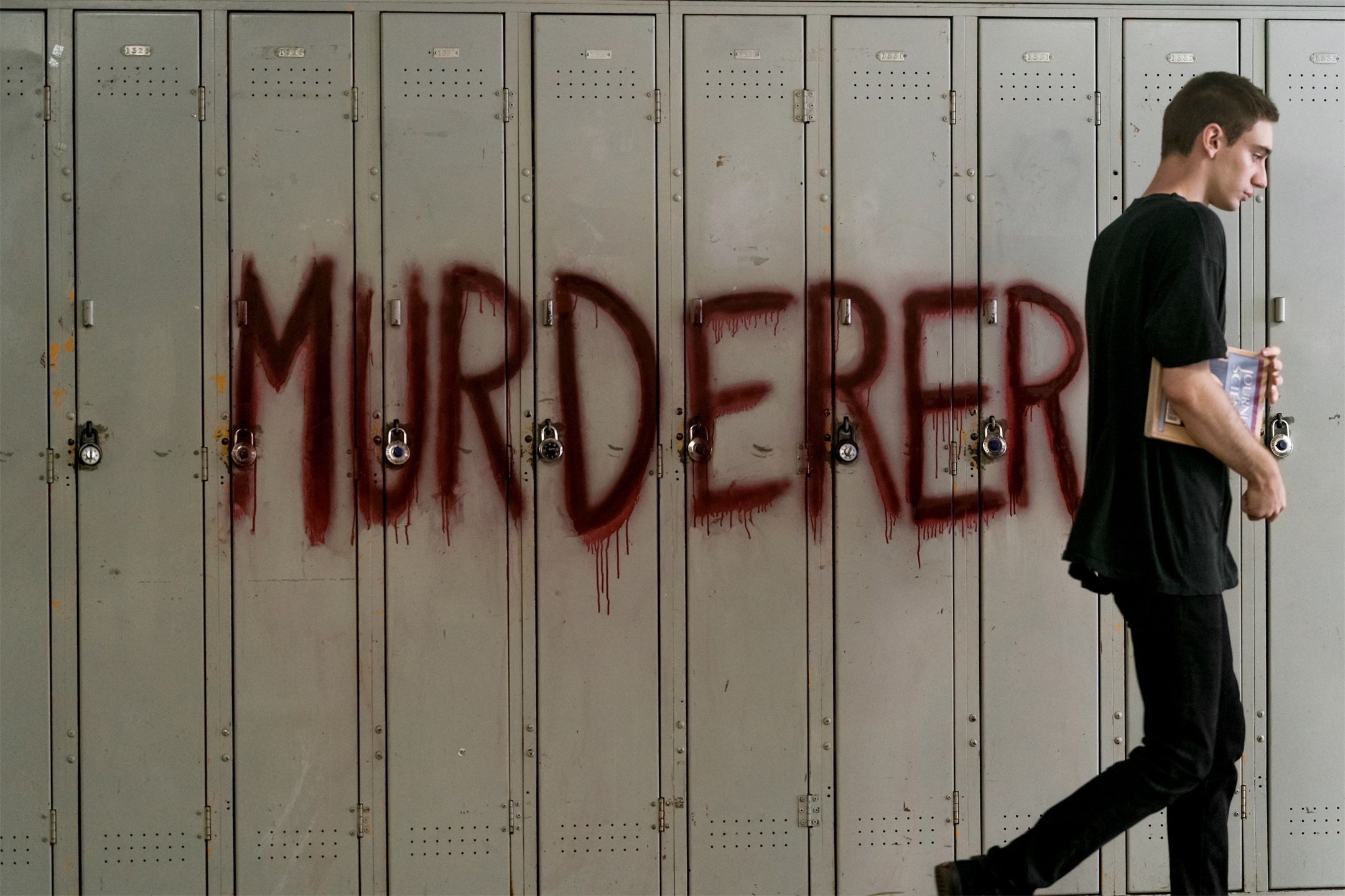 你房里有人|《你房里有人》,面具杀人狂,专门对学生痛下杀手,血腥恐怖?