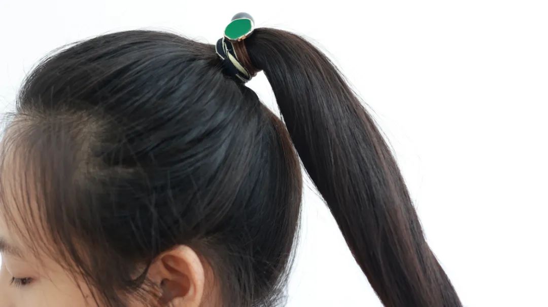 红枣|身体有了这3种痕迹，八成是老了，看看有没有出现在你身上