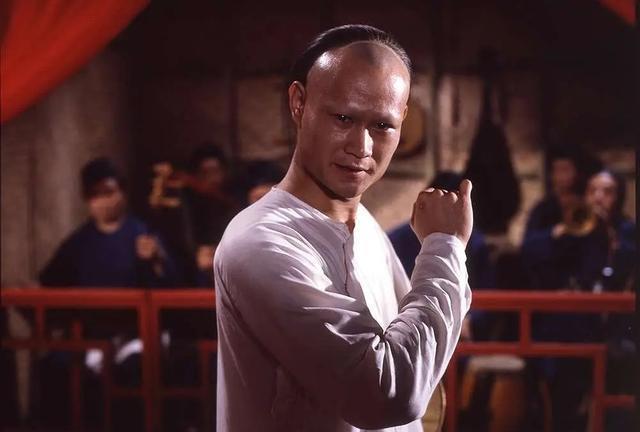 钱小豪|钱小豪逆袭，林正英与元华待遇悬殊，《僵尸先生》你不知道的幕后