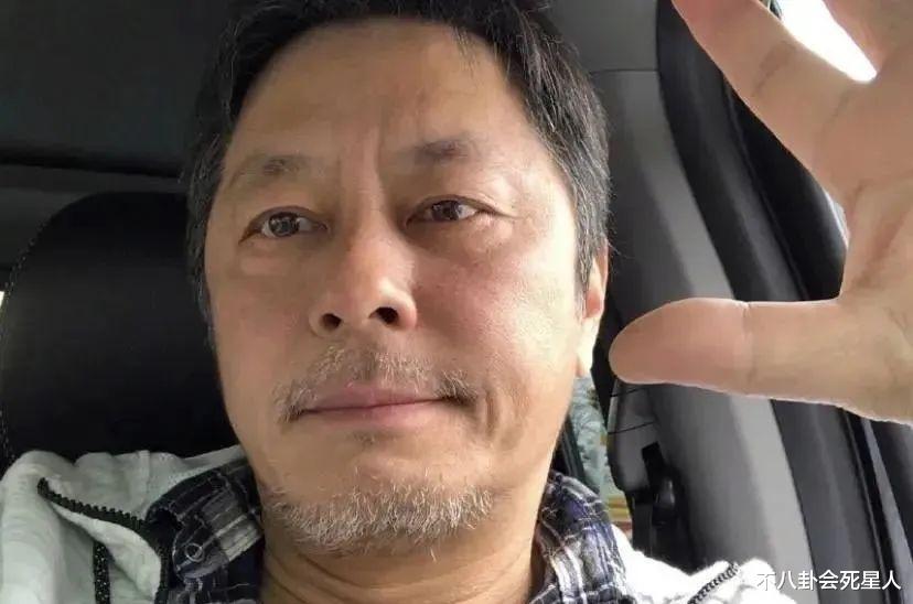 男神|男神老了！22位昔日男神白发照，李亚鹏秃顶，梁朝伟老得最自然