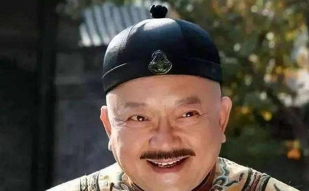 临死前和珅对隔壁的囚犯说:如果你没死,出去后请帮我办一件事