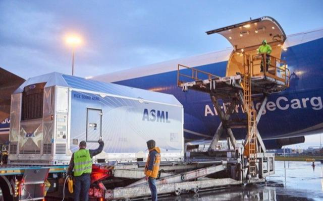 芯片|中国公司再次“突破”，关键设备研发成功，助力国产芯崛起！