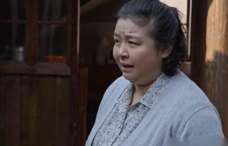 袁泉|年轻时惊为天人，老了却成“胖大婶”，这7位身材走样的女星真的好可惜