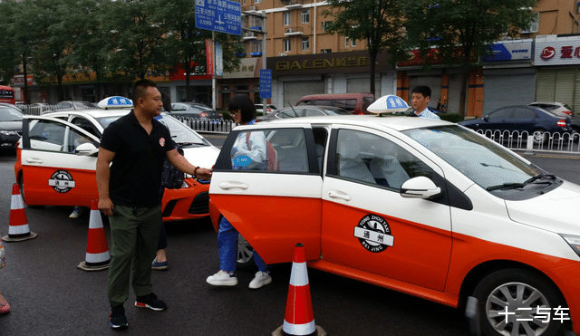 时代抛弃出租车,连招呼都不打一声